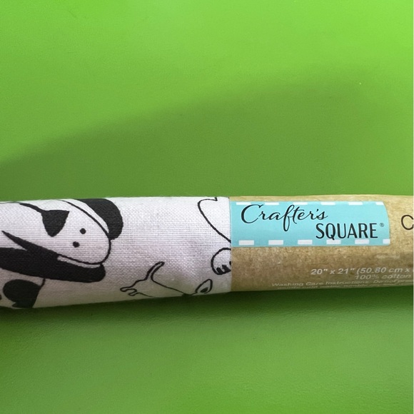 FAT QUARTER dog breed cartoon sketch outline fabric cotton print puppy assorted - Picture 7 of 9